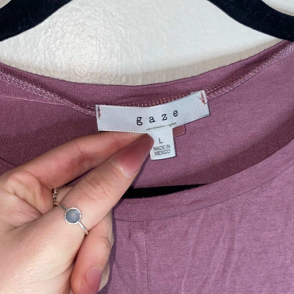 🎈Soft purple top with a knot in the front! - Picture 3 of 7